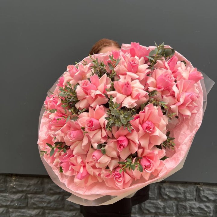  25 розовых французских роз в Костроме