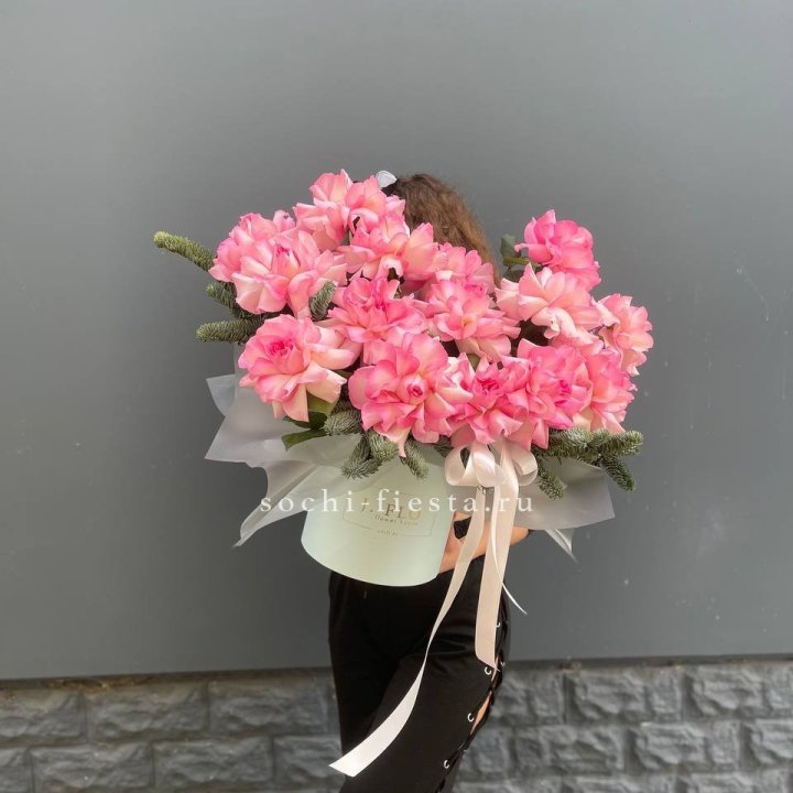 Бокс из 15 французских роз в Костроме