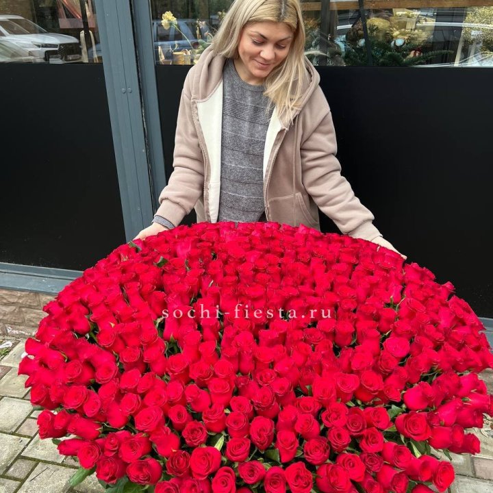 501 красная роза в корзине в Костроме