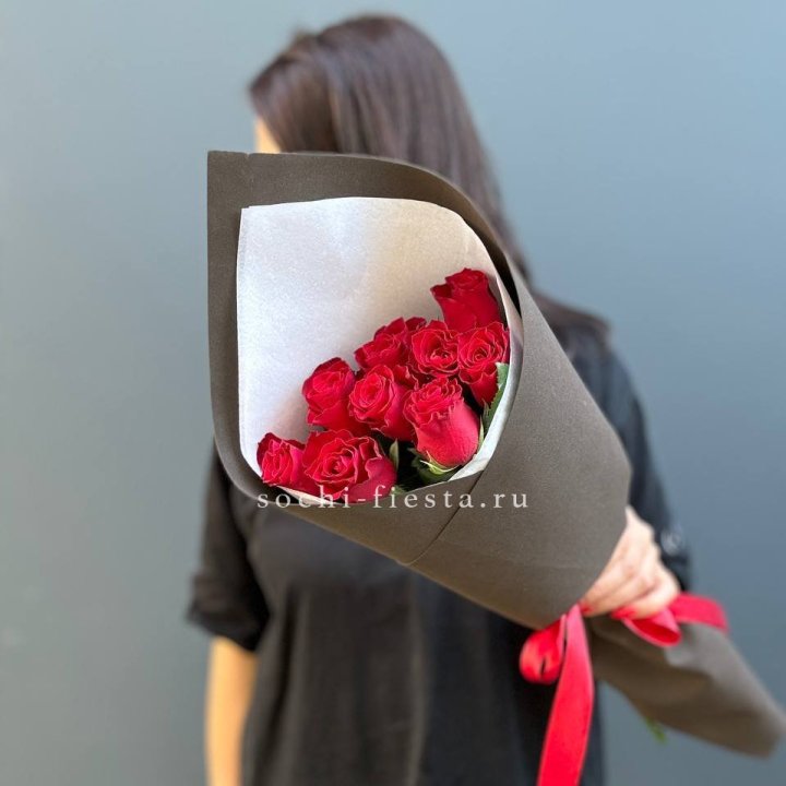 9 красных роз в фоамиране в Костроме