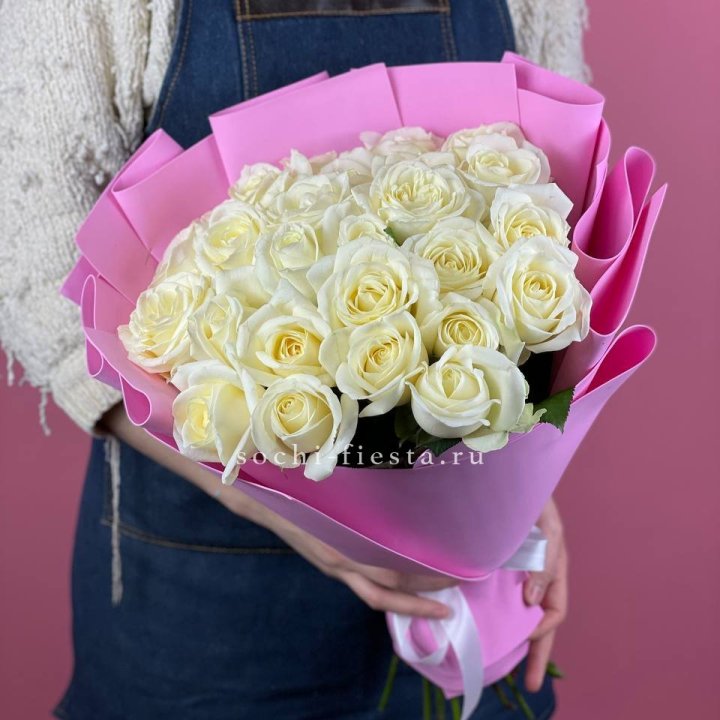 25 белых роз в Костроме