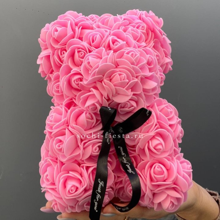 Игрушка медведь из розовых роз в Костроме
