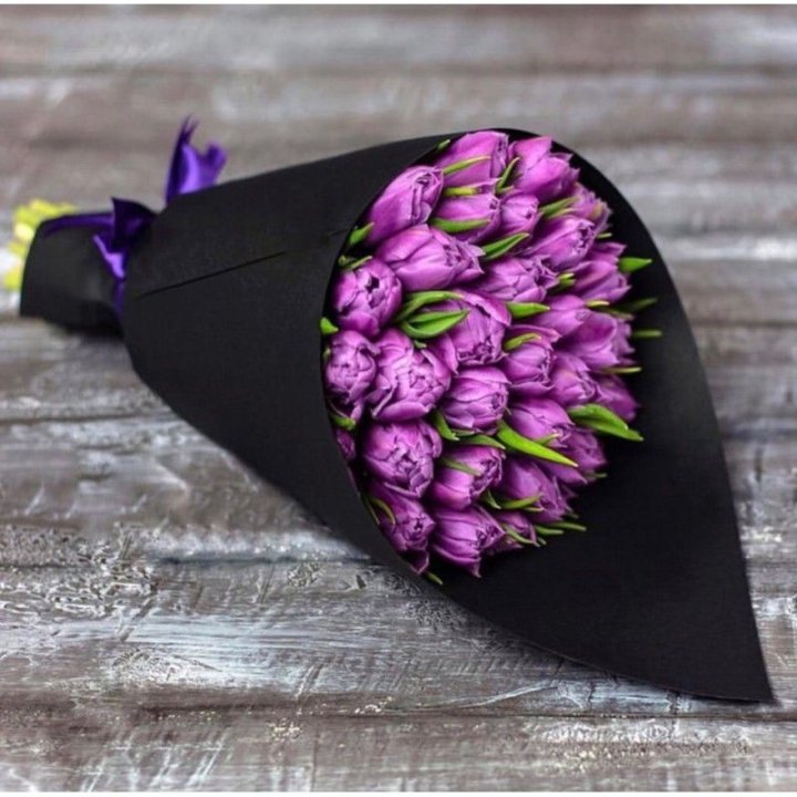 Пионовидные тюльпаны блэк в Костроме
